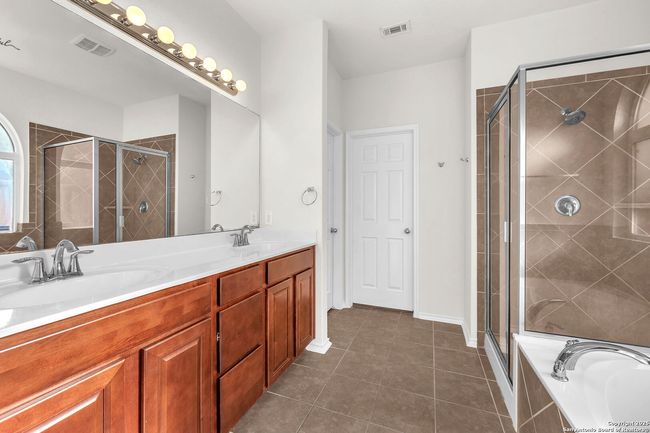 9714 Common Law, House other with 4 bedrooms, 3 bathrooms and null parking in Converse TX | Image 14