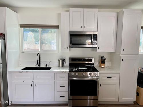 8882 N Ventura Ave, Ventura, CA, 93001 | Card Image