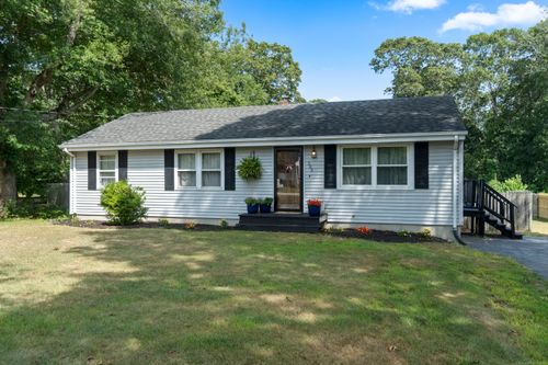 383 Hazelnut Hill Rd, Groton, CT, 06340-3208 | Card Image