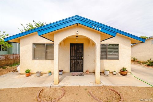 3219 E Potter Avenue, Kingman, AZ, 86409 | Card Image