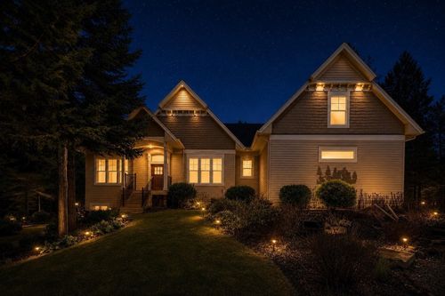 7001 E Chattaroy Rd, Chattaroy, WA, 99003-9536 | Card Image