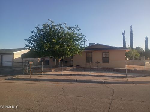 9842 Lilly Drive, El Paso, TX, 79927 | Card Image