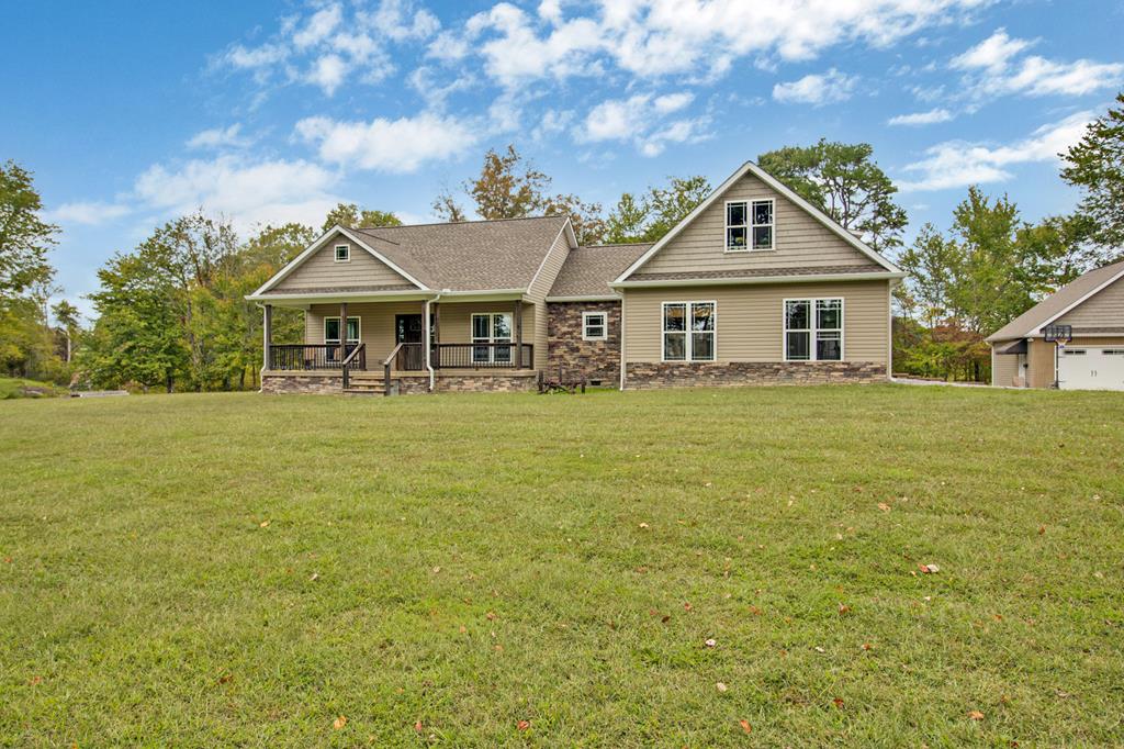 Memory Garden Rd, Jamestown, TN 38556