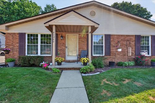68260 Rosewood Ln, Richmond, MI, 48062-1470 | Card Image