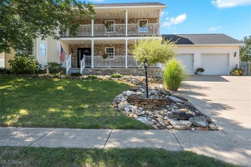 33 Silos, Williamstown, WV, 26187-1052 | Card Image