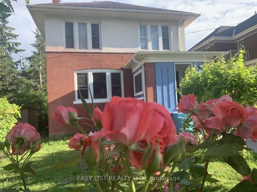 4322 Bampfield St, Niagara Falls, ON, L2E1G8 | Card Image
