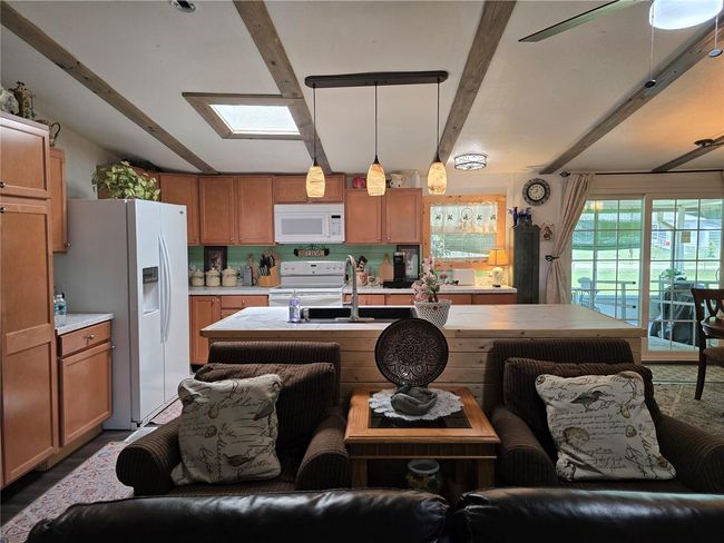 17172 Ne 37 Th Ave, House other with 3 bedrooms, 2 bathrooms and null parking in CITRA FL | Image 11