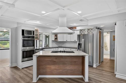 3275 Boca Ciega Dr, NAPLES, FL, 34112-6107 | Card Image