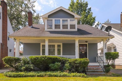 3554 Raymont Blvd, University Heights, OH, 44118-2604 | Card Image