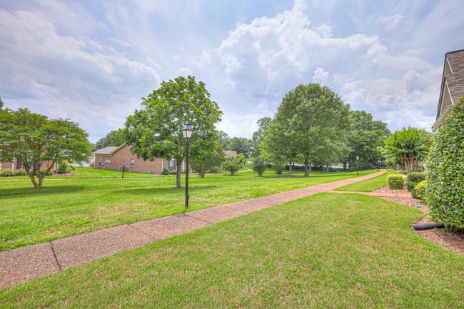 7002 Sunrise Cir, Condo with 4 bedrooms, 2 bathrooms and 2 parking in Franklin TN | Image 35