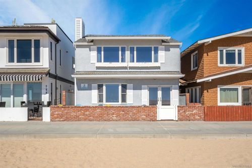 206 E Oceanfront, Newport Beach, CA, 92661 | Card Image