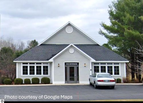 1015 Noteware Dr, Traverse City, MI, 49686-8109 | Card Image