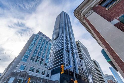 2201-395 Bloor St E, Toronto, ON, M4Y3T2 | Card Image