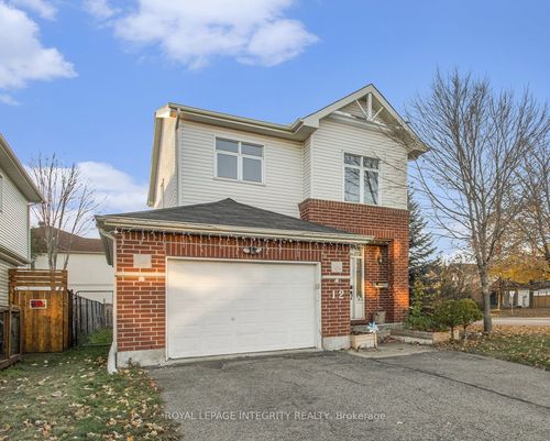 12 Cottingham St, Nepean, ON, K2G6H7 | Card Image