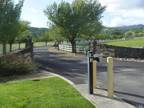 3523 Blue Mountain Dr, Fairfield, CA, 94534-9705 | Card Image