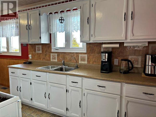 1 Cemetary Road, House other with 3 bedrooms, 1 bathrooms and null parking in Lower Island Cove NL | Image 6