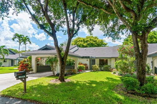 10059 Laurelwood Pl, Boynton Beach, FL, 33437-1380 | Card Image