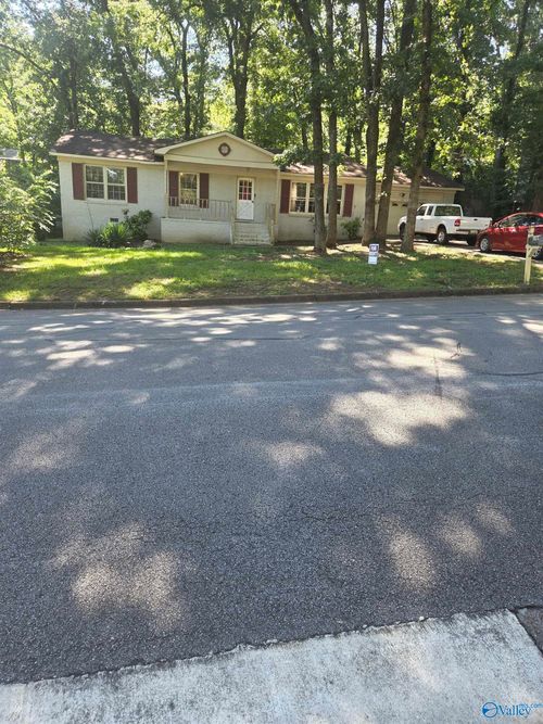 12107 Se Greenleaf Drive, Huntsville, AL, 35803 | Card Image