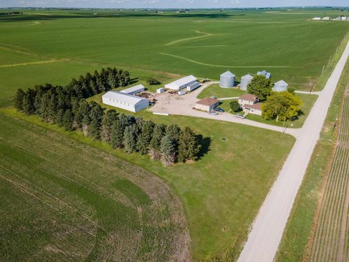 26455 225th St, Grundy Center, IA, 50638-8569 | Card Image