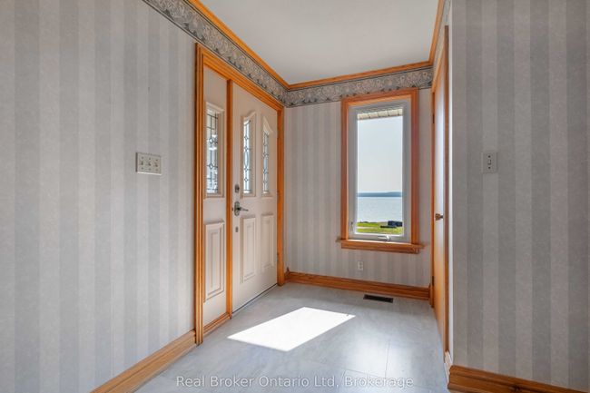 122 Cottage Lane, House other with 6 bedrooms, 4 bathrooms and 6 parking in Georgian Bluffs ON | Image 6
