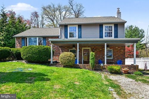 174 N Hawthorne Ave, LANGHORNE, PA, 19047-7415 | Card Image