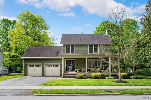 15 W Kendrick Ave, Hamilton, NY, 13346-1211 | Card Image