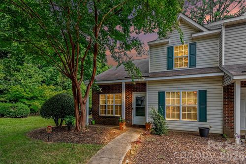 5845 Cougar Lane, Charlotte, NC, 28269 | Card Image