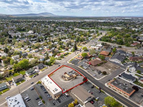 325 Torbett St, Richland, WA, 99354-2603 | Card Image