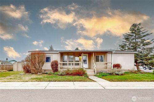 589 Ne Criscola Ave, College Place, WA, 99324-2036 | Card Image