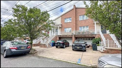 161 West 53rd St, Bayonne, NJ, 07002 | Card Image