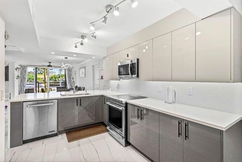 unit-109-18 Royal Palm Way, Boca Raton, FL, 33432-7822 | Card Image