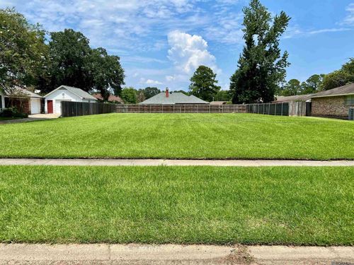 12525 Parknoll Ave, Baton Rouge, LA, 70816-6180 | Card Image