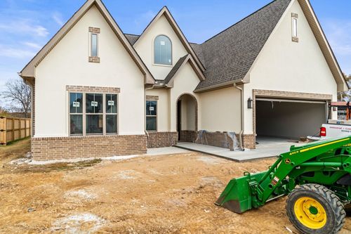 7 Dragonfly Cv, Greenbrier, AR, 72058-8077 | Card Image