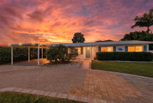 1105 Christopher Ct, NAPLES, FL, 34104-4231 | Card Image