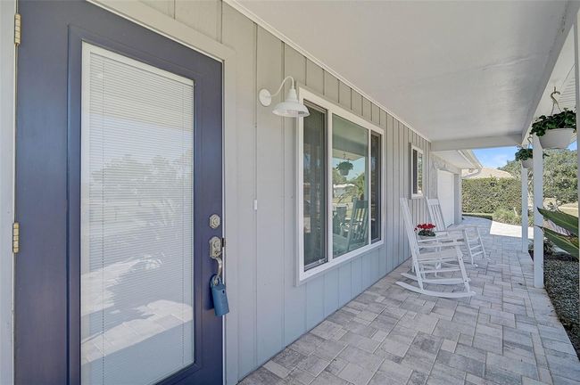 308 Matisse Cir E, House other with 3 bedrooms, 2 bathrooms and null parking in NOKOMIS FL | Image 4