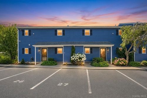 4-116 Westend Ave, Freeport, NY, 11520-5252 | Card Image