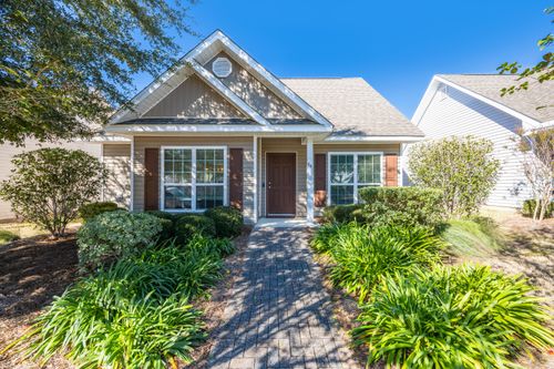 64 Cornelia St, Freeport, FL, 32439-7630 | Card Image