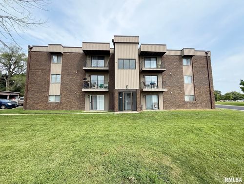 apt-12-2700 W Forrest Hill Ave, Peoria, IL, 61604-1856 | Card Image