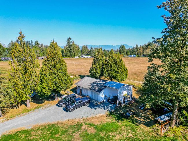 30213 Downes Road, House other with 4 bedrooms, 2 bathrooms and null parking in Abbotsford BC | Image 5