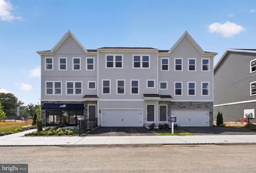 51 Chaucer Court, LEVITTOWN, PA, 19057 | Card Image