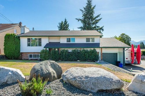 502 Birch St S, Campbell River, BC, V9W6A8 | Card Image