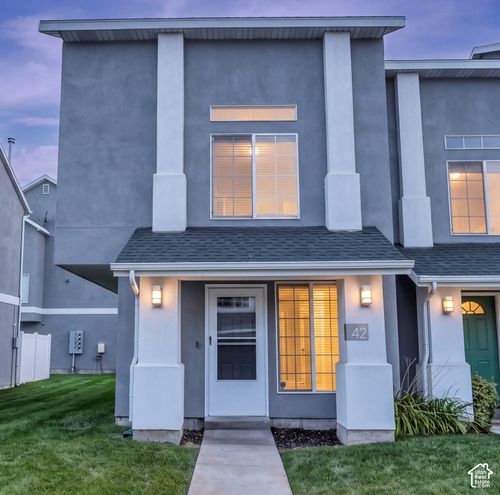 42-475 Redwood Rd, Salt Lake City, UT, 84116-3596 | Card Image