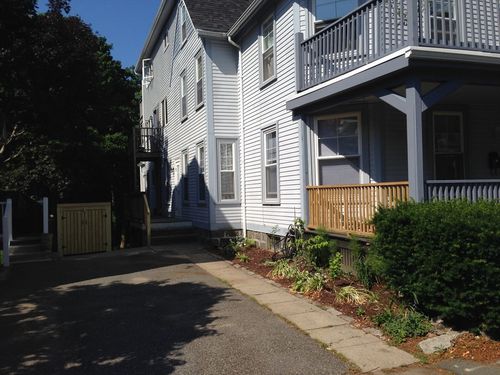 1front-41 Central St, Beverly, MA, 01915-1559 | Card Image