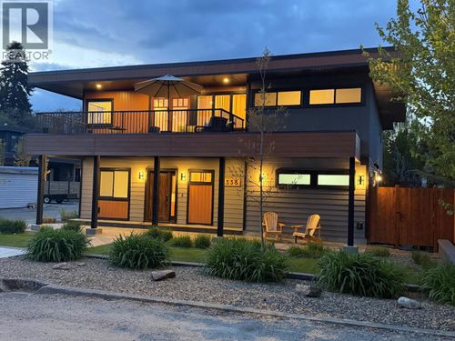 338 Burne Ave, Kelowna, BC, V1Y5P1 | Card Image