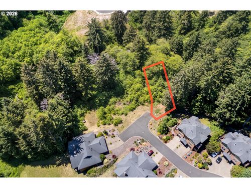 3061 Ne Cascara Ct, Lincoln City, OR, 97367-3025 | Card Image