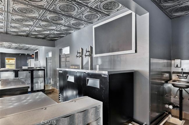 Dining Bar 3 | Image 5