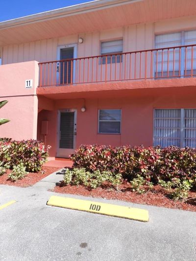 D - 10 Golfs Edge, Condo with 1 bedrooms, 1 bathrooms and null parking in West Palm Beach FL | Image 1