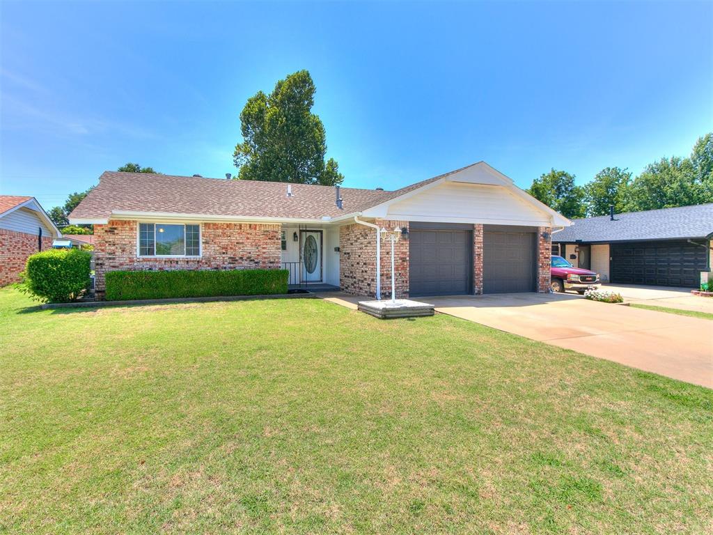 Holbrook Dr, El Reno, OK 73036