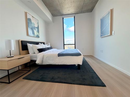 2112-5501 La Branch St, Houston, TX, 77004-7128 | Card Image