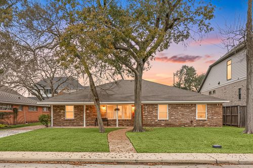 4114 Tartan Ln, Houston, TX, 77025-2920 | Card Image